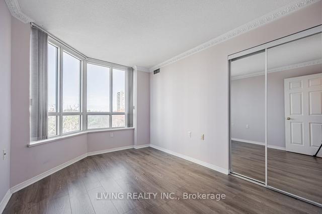 703 - 2628 Mccowan Rd, Condo with 3 bedrooms, 2 bathrooms and 1 parking in Toronto ON | Image 6