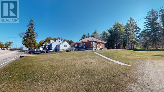 2184 Hwy 551, House detached with 3 bedrooms, 2 bathrooms and null parking in Central Manitoulin ON | Image 3