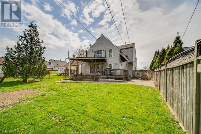 1776 Bernard, House detached with 4 bedrooms, 2 bathrooms and null parking in Windsor ON | Image 41