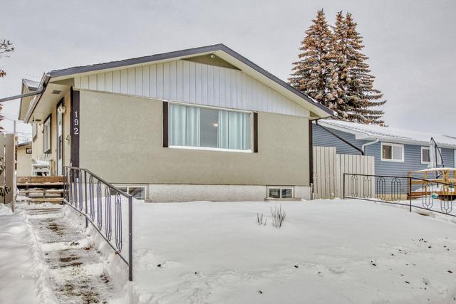 192 Penbrooke Close Se, House detached with 5 bedrooms, 2 bathrooms and 3 parking in Calgary AB | Image 8