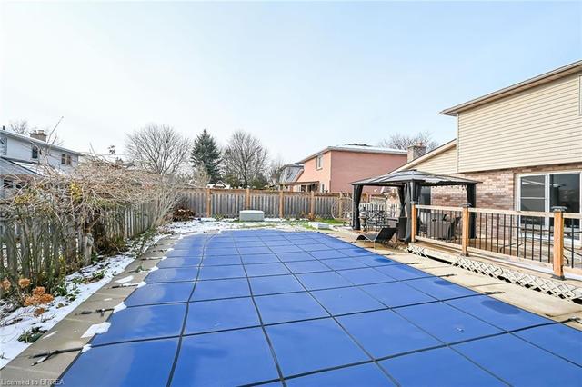 25 Winter Way, House detached with 3 bedrooms, 1 bathrooms and 4 parking in Brantford ON | Image 36