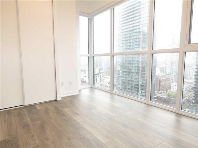 2711 - 87 Peter St, Condo with 1 bedrooms, 1 bathrooms and 0 parking in Toronto ON | Image 14