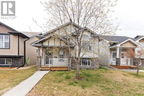 124 Vickers Close, Red Deer, AB, T4C0C8 | Card Image