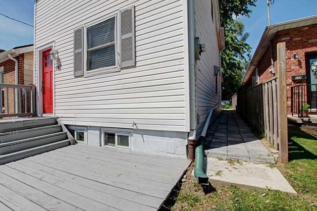 147 Macaulay St E, House detached with 2 bedrooms, 3 bathrooms and 1 parking in Hamilton ON | Image 23