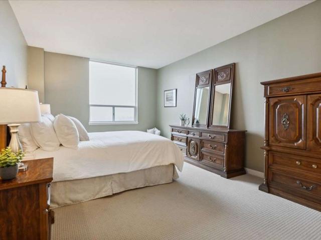 803 - 1903 Pilgrims Way, Condo with 2 bedrooms, 2 bathrooms and 1 parking in Oakville ON | Image 9