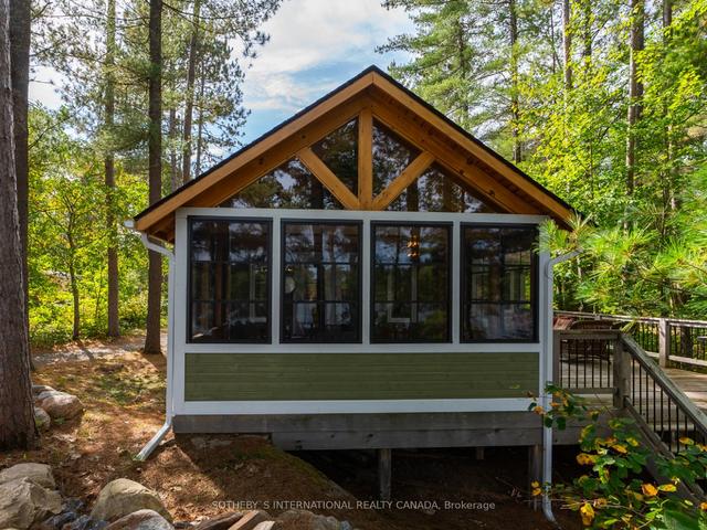 1037 Turtle Lake Rd, House detached with 2 bedrooms, 1 bathrooms and 6 parking in Gravenhurst ON | Image 7
