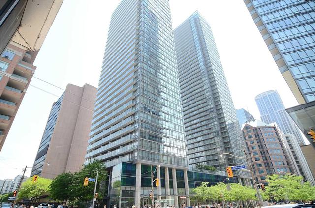 307 - 37 Grosvenor St, Condo with 2 bedrooms, 2 bathrooms and 1 parking in Toronto ON | Image 1