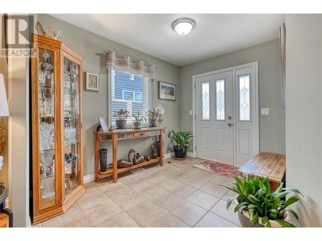 6925 Meadows Drive, House detached with 2 bedrooms, 2 bathrooms and 5 parking in Oliver BC | Image 13