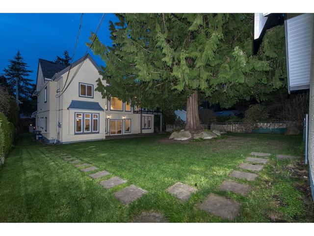12652 26a Avenue, House detached with 4 bedrooms, 5 bathrooms and 6 parking in Surrey BC | Image 31