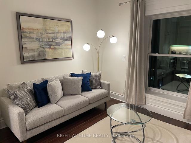 436 - 22 Leader Lane, Condo with 1 bedrooms, 1 bathrooms and 0 parking in Toronto ON | Image 12