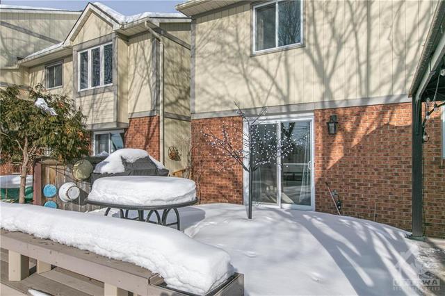 10 Buckingham Private, Townhouse with 3 bedrooms, 3 bathrooms and 2 parking in Ottawa ON | Image 25