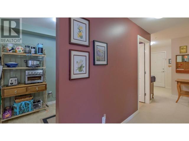 210 - 515 Houghton Road, Condo with 2 bedrooms, 2 bathrooms and null parking in Kelowna BC | Image 30