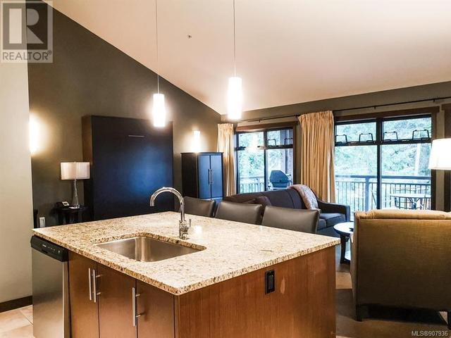 122 - 1175 Resort Dr, Condo with 1 bedrooms, 1 bathrooms and null parking in Parksville BC | Image 3