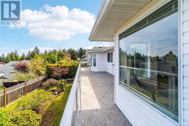 5658 Malibu Terr, House detached with 6 bedrooms, 4 bathrooms and 4 parking in Nanaimo BC | Image 67