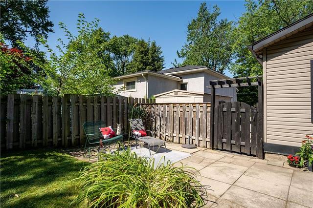 22 Woodland Avenue, House detached with 2 bedrooms, 1 bathrooms and 3 parking in St. Catharines ON | Image 23