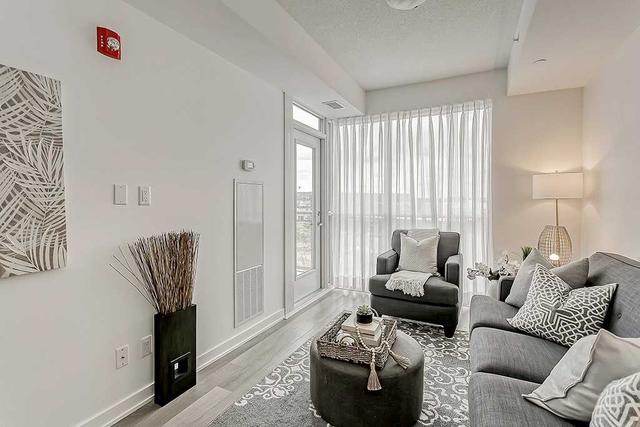 625a - 5230 Dundas St, Condo with 1 bedrooms, 1 bathrooms and 1 parking in Burlington ON | Image 2