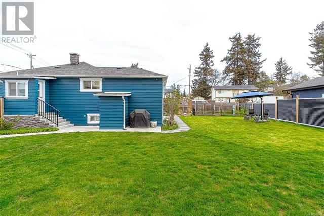 2623 Millstream Rd, House detached with 4 bedrooms, 1 bathrooms and 2 parking in Langford BC | Image 26