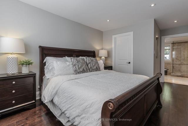 355 Townsend Ave, House detached with 2 bedrooms, 3 bathrooms and 6 parking in Burlington ON | Image 17