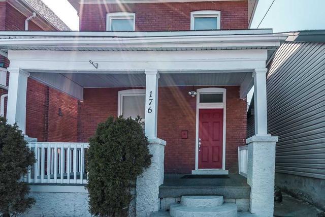 176 Cumberland Ave, House detached with 3 bedrooms, 2 bathrooms and 0 parking in Hamilton ON | Image 14