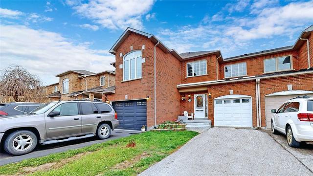 523 Rourke Pl, House attached with 3 bedrooms, 3 bathrooms and 4 parking in Newmarket ON | Image 1
