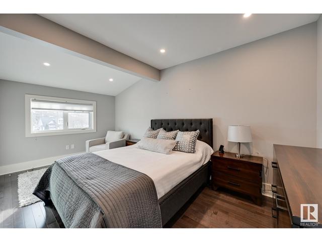 11313 127 St Nw, House detached with 4 bedrooms, 4 bathrooms and 4 parking in Edmonton AB | Image 36
