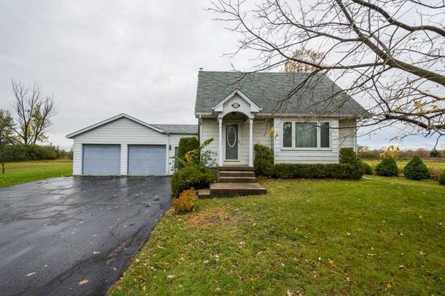 727 Wallbridge Loyalist Rd, House detached with 3 bedrooms, 1 bathrooms and 8 parking in Quinte West ON | Image 12