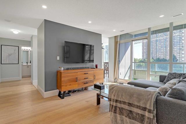 607 - 208 Enfield Pl, Condo with 1 bedrooms, 1 bathrooms and 1 parking in Mississauga ON | Image 4