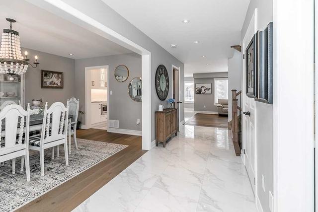 1684 Wingrove Ave, House detached with 4 bedrooms, 5 bathrooms and 12 parking in Innisfil ON | Image 12