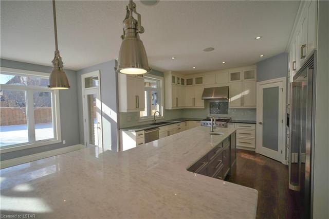 2675 Torrey Pines Way, House detached with 5 bedrooms, 3 bathrooms and 4 parking in London ON | Image 29