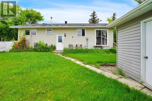 5707 53 Avenue, House detached with 3 bedrooms, 2 bathrooms and 2 parking in Rocky Mountain House AB | Image 27