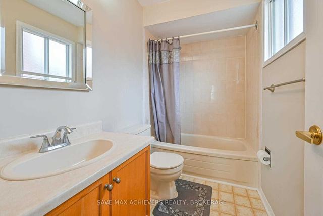 24 Burt Dr, House detached with 3 bedrooms, 3 bathrooms and 6 parking in Brampton ON | Image 22