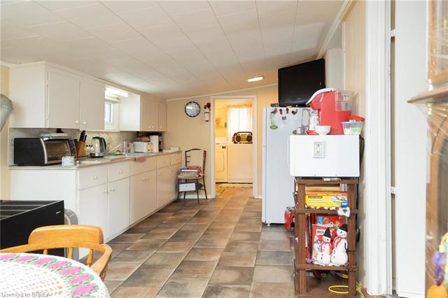 3213 Hwy 3 Highway, House detached with 2 bedrooms, 1 bathrooms and 2 parking in Norfolk County ON | Image 7