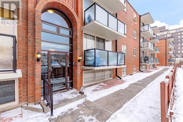 236, - 1421 7 Avenue Nw, Condo with 2 bedrooms, 1 bathrooms and 1 parking in Calgary AB | Image 3