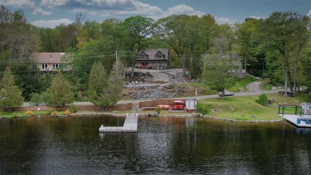 1050 Bradley Rd, House detached with 4 bedrooms, 4 bathrooms and 18 parking in Muskoka Lakes ON | Image 1