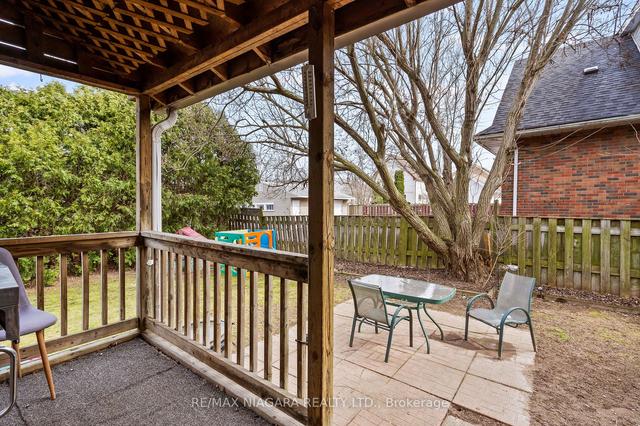 88 York St, House detached with 3 bedrooms, 1 bathrooms and 2 parking in St. Catharines ON | Image 7