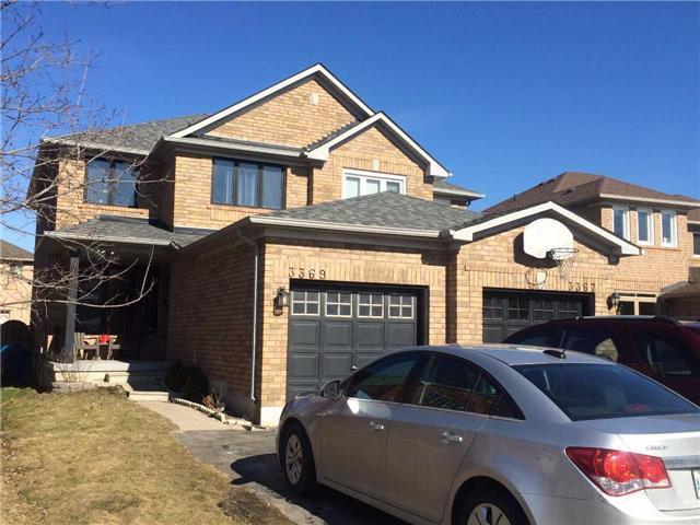 3369 Spirea Terr, House semidetached with 3 bedrooms, 3 bathrooms and 3 parking in Mississauga ON | Image 1