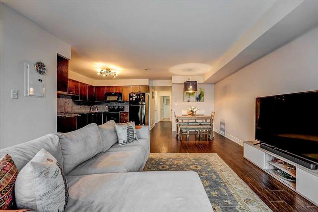 3 - 51 Hays Blvd, Townhouse with 2 bedrooms, 2 bathrooms and 2 parking in Oakville ON | Image 27
