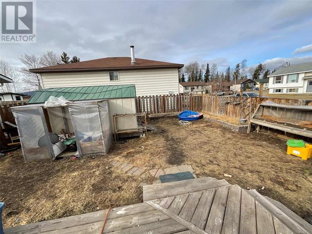 4 Valleyview Place, House detached with 4 bedrooms, 2 bathrooms and 2 parking in Tumbler Ridge BC | Image 20