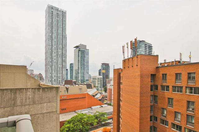 1802 - 8 Park Rd, Condo with 2 bedrooms, 2 bathrooms and 1 parking in Toronto ON | Image 22