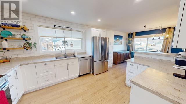10204 Turner Crescent, House detached with 5 bedrooms, 2 bathrooms and null parking in Hudson's Hope BC | Image 17