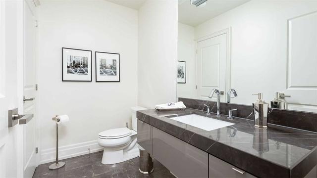 th4 - 170 Avenue Rd, Townhouse with 2 bedrooms, 4 bathrooms and 2 parking in Toronto ON | Image 3