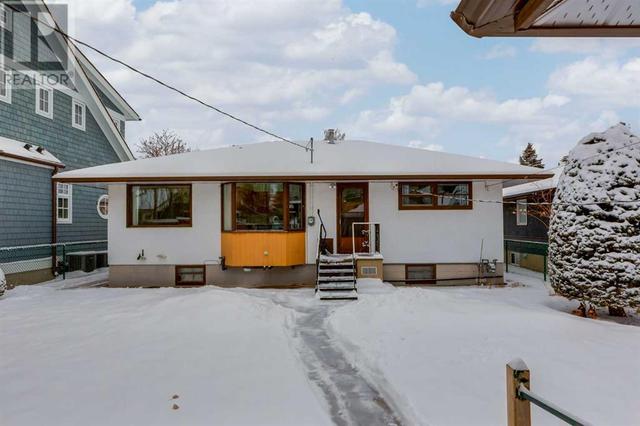 2216 12 Avenue Nw, House detached with 2 bedrooms, 1 bathrooms and 1 parking in Calgary AB | Image 28