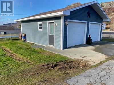 352 Main Highway, House detached with 3 bedrooms, 2 bathrooms and null parking in Salmon Cove NL | Card Image