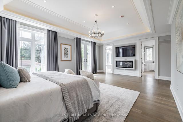 61 Hawksbury Dr, House detached with 4 bedrooms, 6 bathrooms and 4 parking in Toronto ON | Image 21