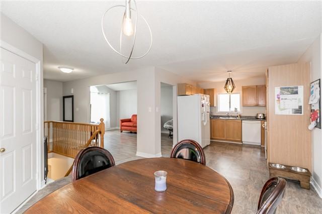 113 Gore Dr, House detached with 3 bedrooms, 2 bathrooms and 2 parking in Barrie ON | Image 6