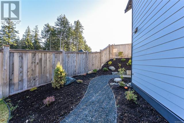 1168 Silversmith Pl, House detached with 5 bedrooms, 4 bathrooms and 2 parking in Comox BC | Image 38