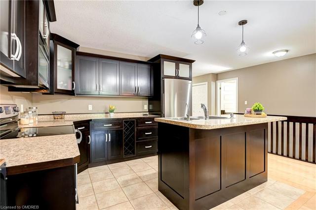 114 Milton Seiler Crescent, House semidetached with 4 bedrooms, 2 bathrooms and 3 parking in Minto ON | Image 7