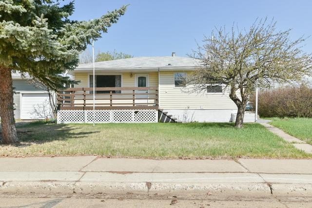 114 7th Avenue, House detached with 3 bedrooms, 2 bathrooms and 2 parking in Hanna AB | Image 1