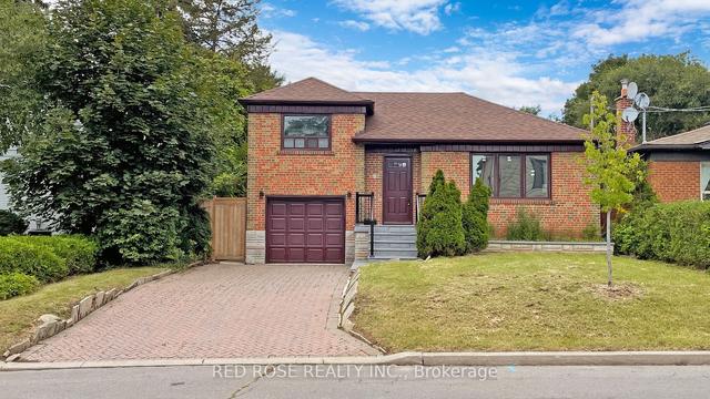 120 Harlandale Ave, House detached with 3 bedrooms, 3 bathrooms and 5 parking in Toronto ON | Image 34