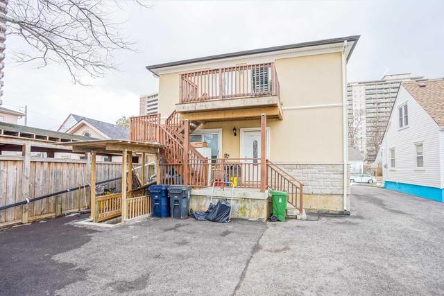 17 Tedder St, House detached with 4 bedrooms, 5 bathrooms and 4 parking in Toronto ON | Image 19